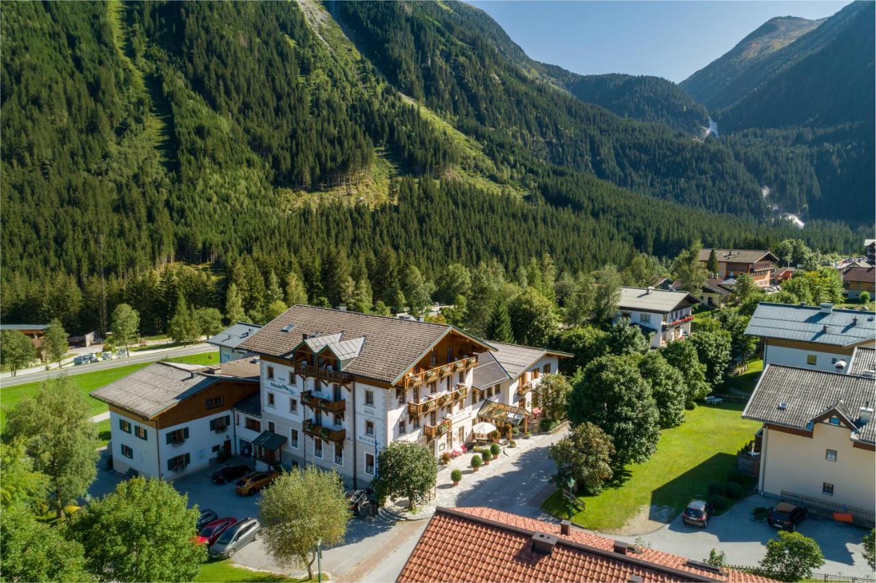 Hotel Krimmlerfaelle エクステリア 写真