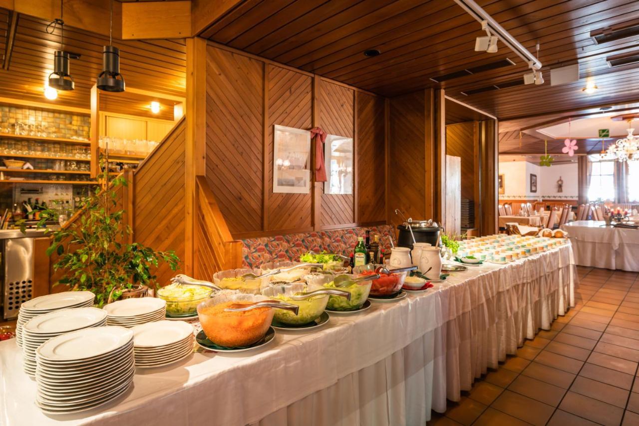 Hotel Krimmlerfaelle エクステリア 写真